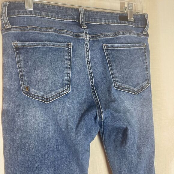 Kut from the Kloth Catherine boyfriend denim‎ jeans, size 8 - Picture 6 of 16
